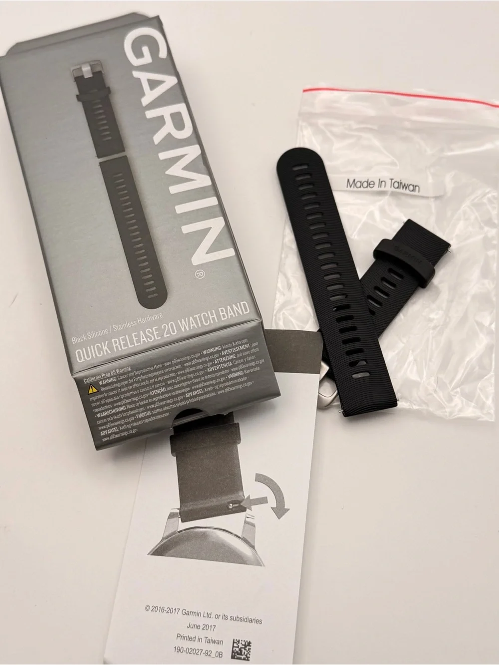 Garmin Quick Release Bands 22 mm Silicone‎ Black with Slate Hardware